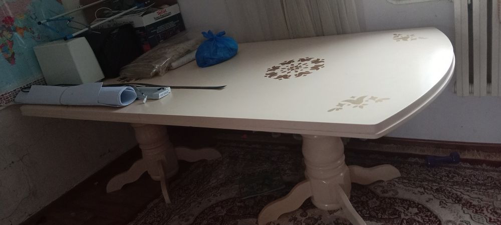 Стол куринные ножки