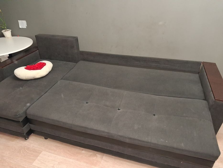 Диван,2х кровать,шкафы