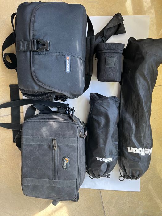 Canon EOS 800D+обективи+аксесоари