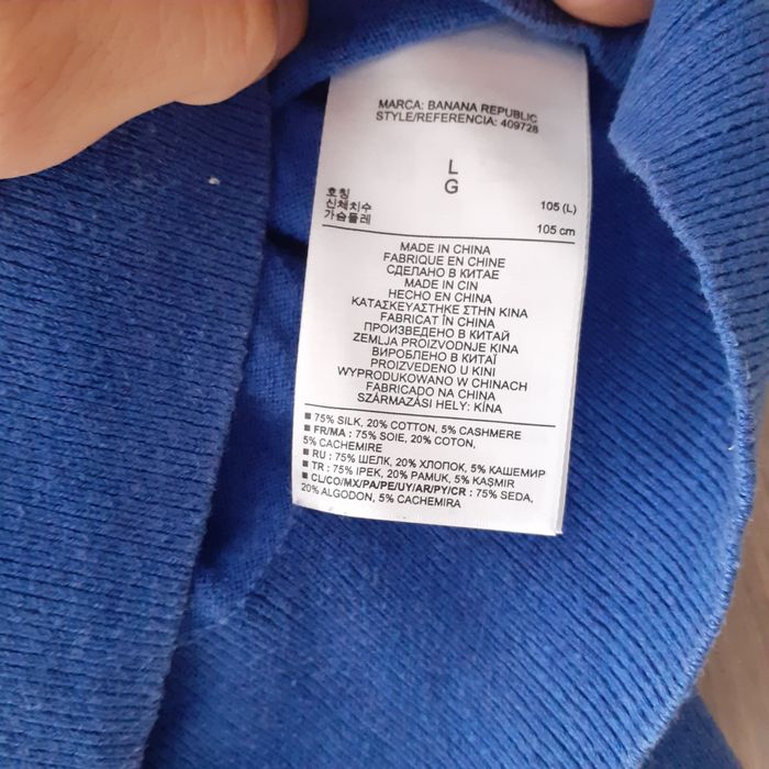 Pulover albastru intens Banana Republic din matase si casmir