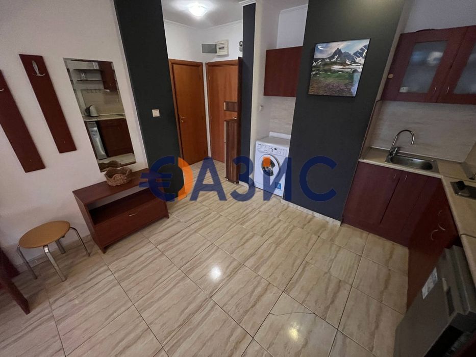 Продава се Четиристаен апартамент в Свети Влас - 138 кв.м за 1033 €/кв.м - Снимка #11