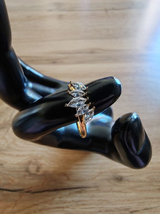 Пръстен медицинска стомана