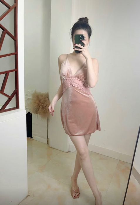 Пеньюар пудрового цвета