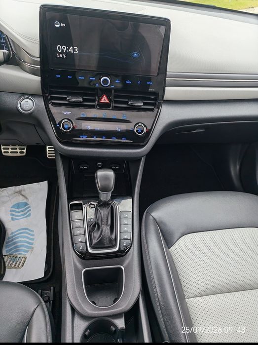 HYUNDAI Ioniq