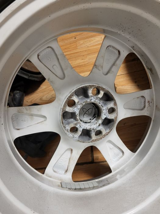 Toyota 17" 5x114,3 RAV 4 оригинални лети джанти Тойота 225/65/17