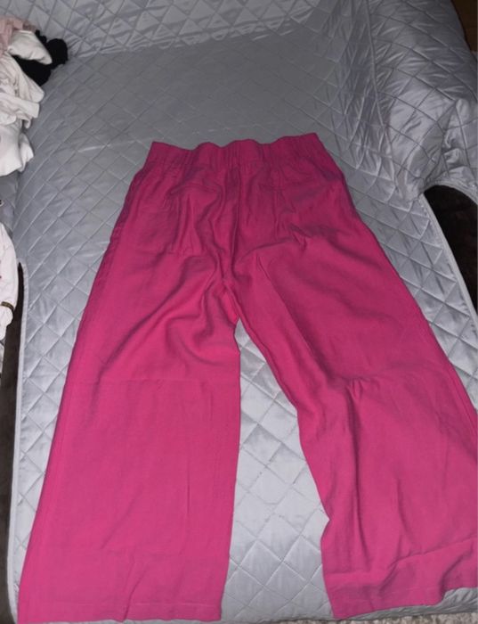 Pantaloni de costum roz