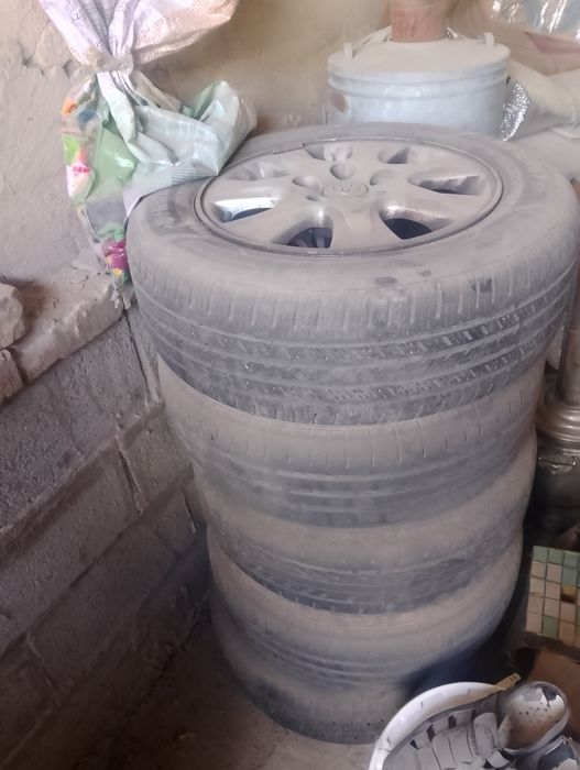 Продам диски от Камри  r15