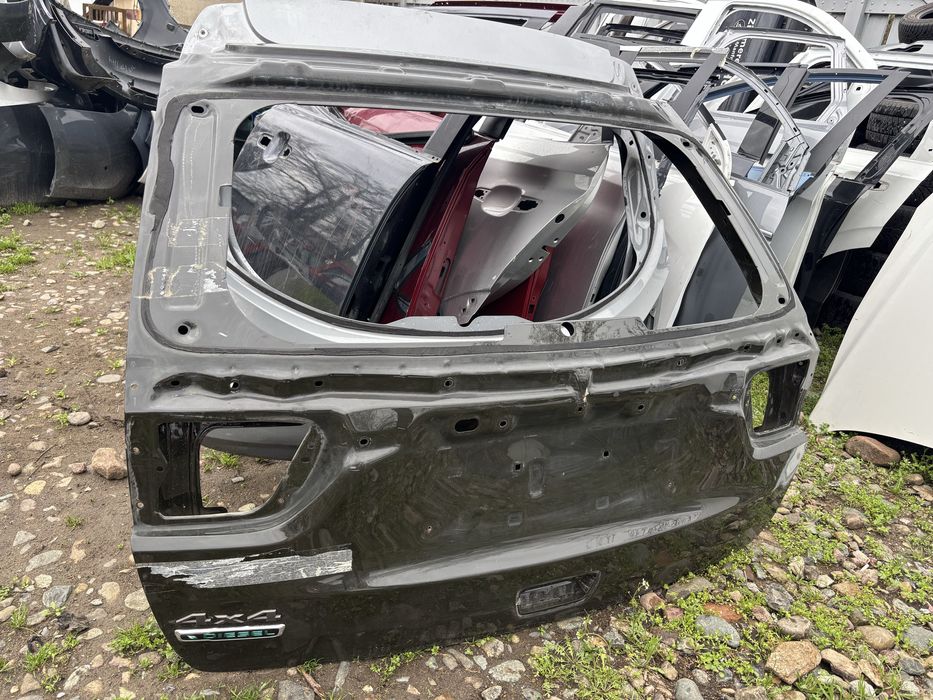 Капак/Багажник/Задна врата Jeep Grand Cherokee