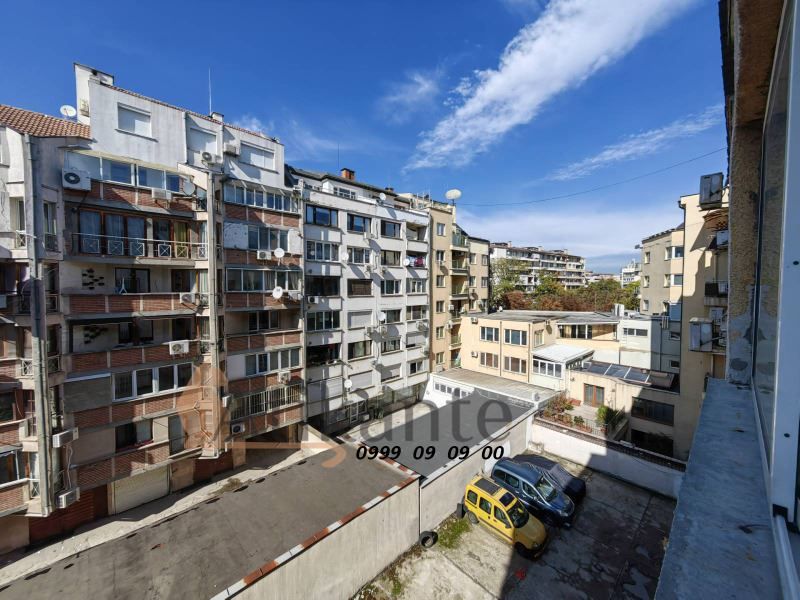 Продава се Тристаен апартамент в София, Белите брези - 105 кв.м за 2286 €/кв.м - Снимка #8