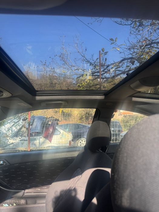 Лек автомобил Mercedes c220 купе