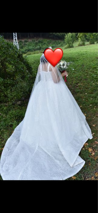 Vand rochie de mireasa
