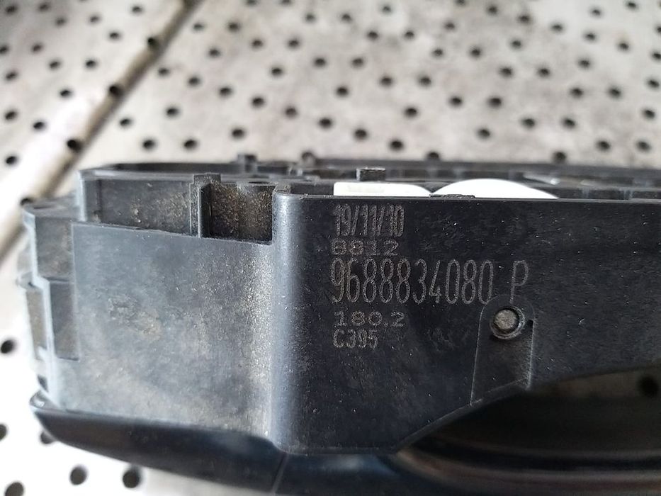 Maner usa dreapta fata peugeot 508 1 8d 9688834080p