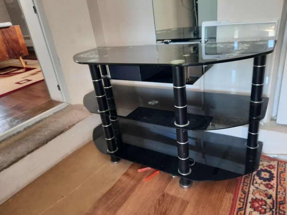 Подставка под телевизор