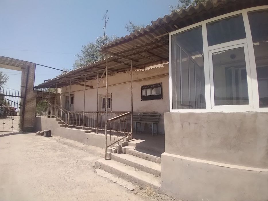 Noturar joy sotiladi