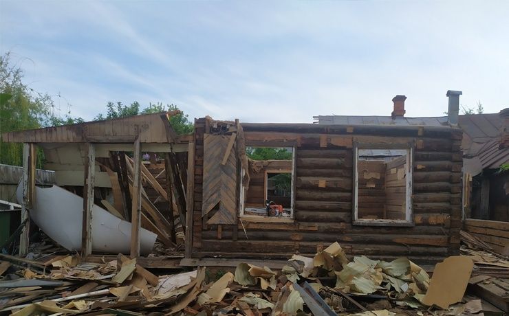 Дерево отдам даром