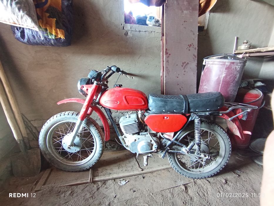 Minick motti sotiladi