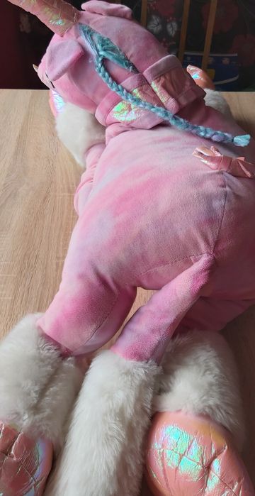 Голям плюшен еднорог