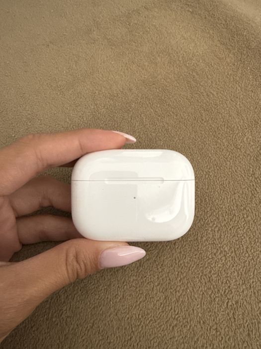 Кейс AirPods pro