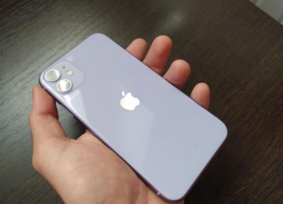 Apple IPhone 11 идеал !