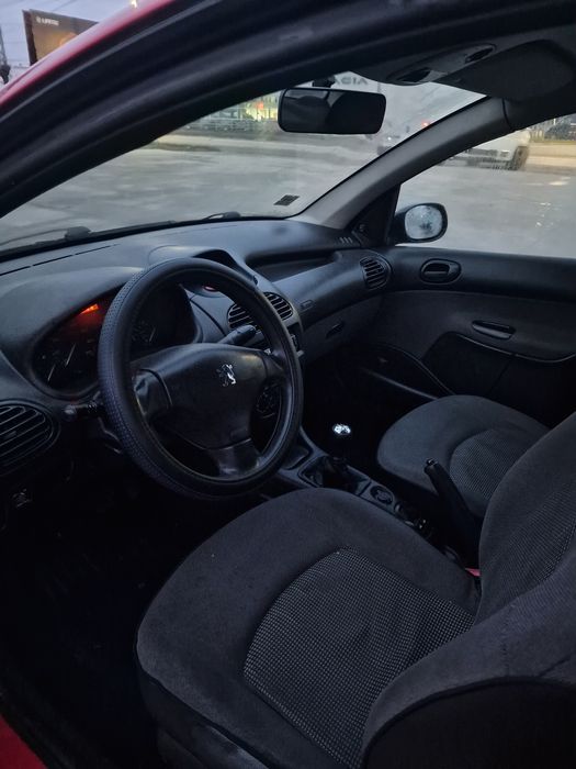 Peugeot 206 sedan