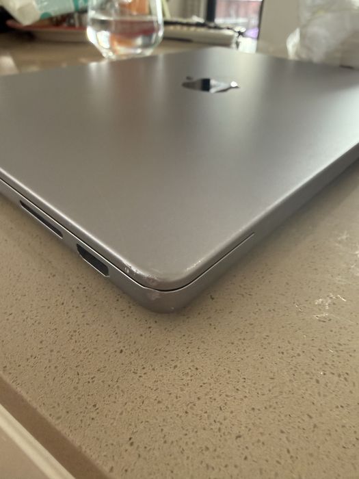 Apple Macbook Pro M3 512SSD