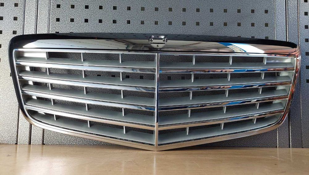 Решетка за MERCEDES E-class W211