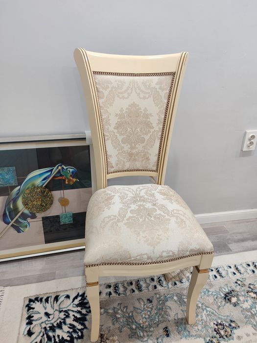 Гостиный. Стулья