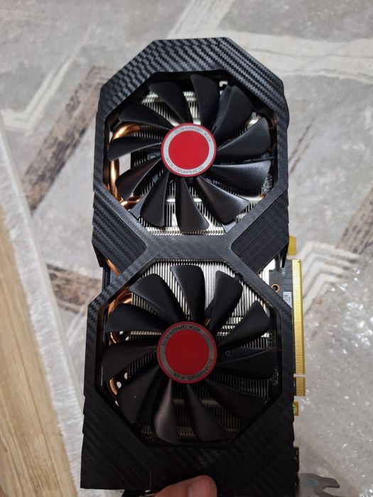 Placa video rx580 8gb defecta