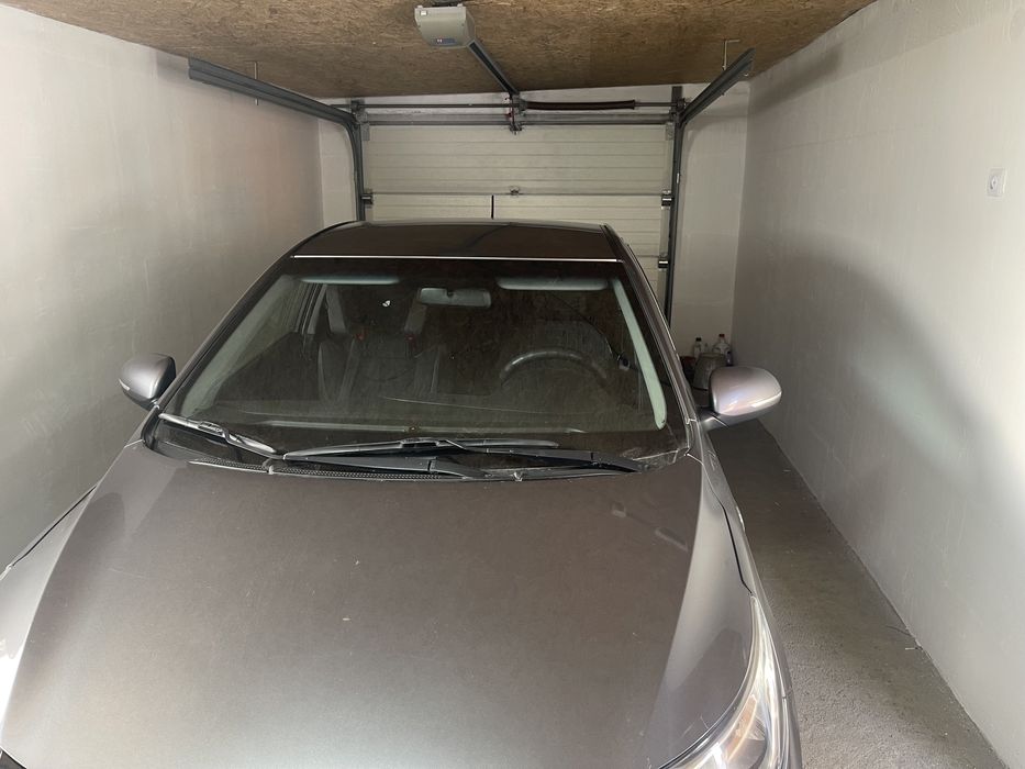 Дом в центре район 3 школы !