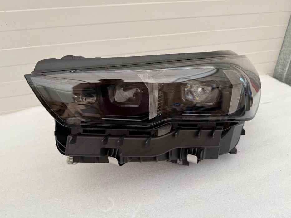Far led stânga dreapta shadow line BMW Seria 5 G60 G61 5A798D7-09