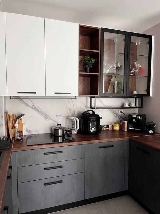 Продава се Тристаен апартамент в Пловдив, Кършияка - 102 кв.м за 1697 €/кв.м - Снимка #1