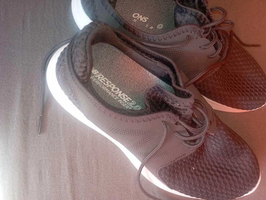 Дамски маратонки asics new balance,bench