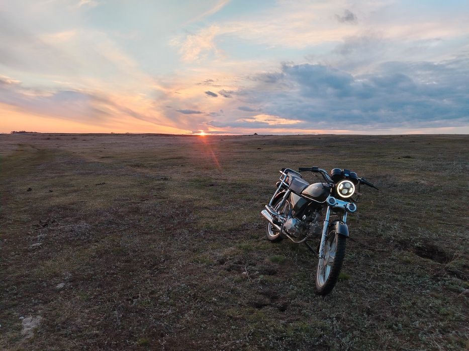 Мотоцикл яки 110