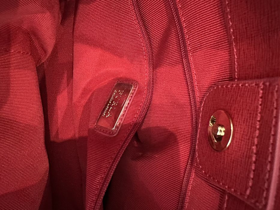 Дамска червена чанта Фурла от естествена кожа