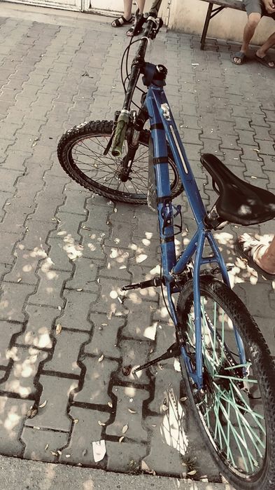 Vând bicicleta boulder