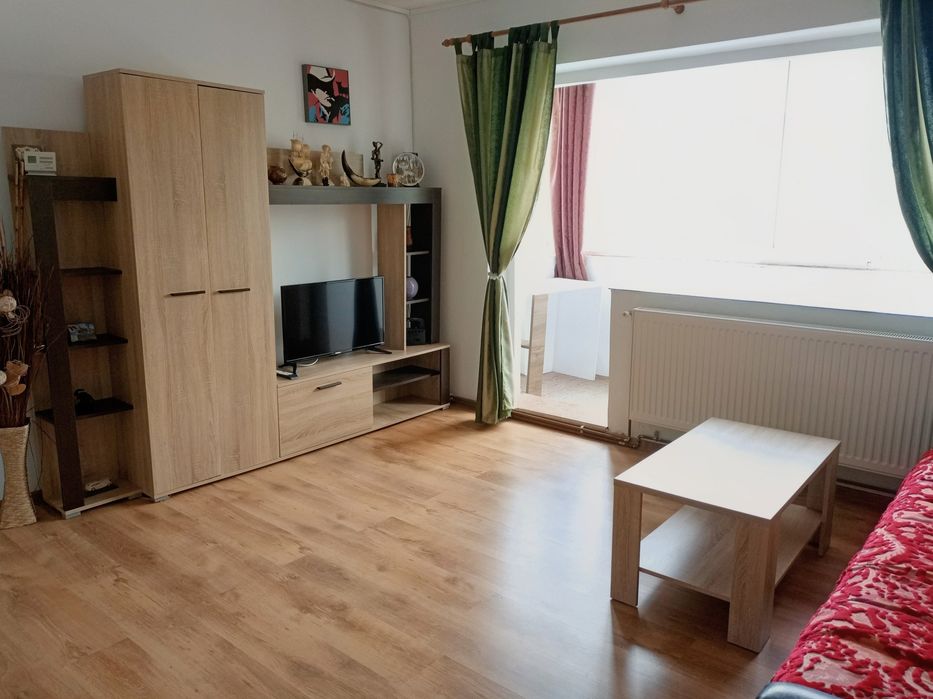 Garsonieră spațioasă, confort 1, 40,9 mp, etaj 2, complet mobilată – Târgu Ocna