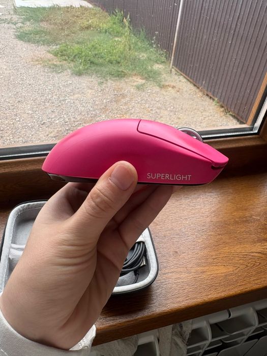 Мышь Logitech G Pro X Superlight розовый