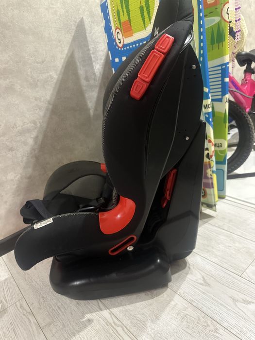Продам детское автокресло