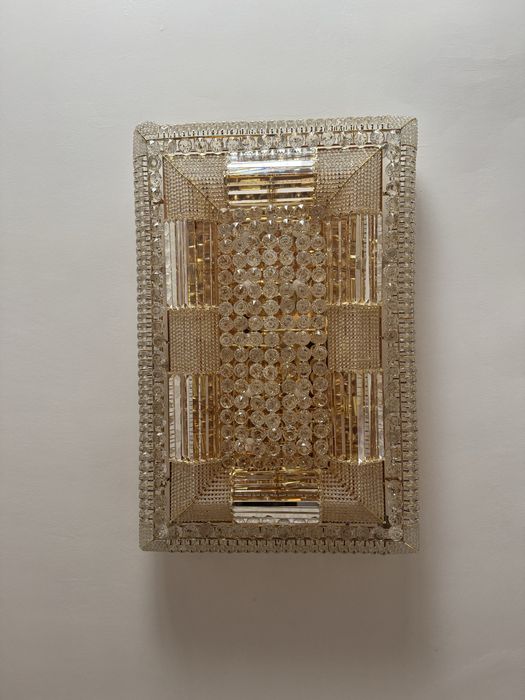 Шикарная люстра 75*115 см