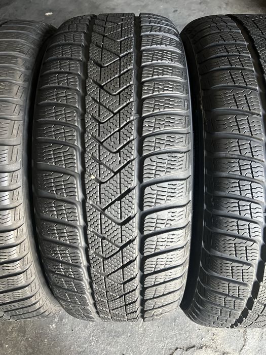 4 anvelope iarna 225/50/17 Pirelli Runflat DOT 2024!