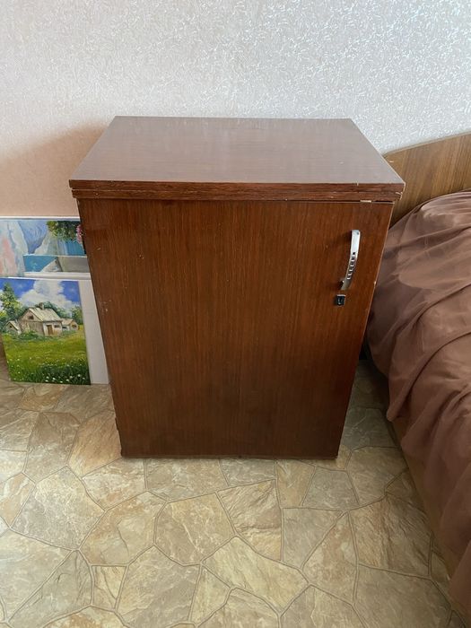 Швейная машинка Чайка 142м