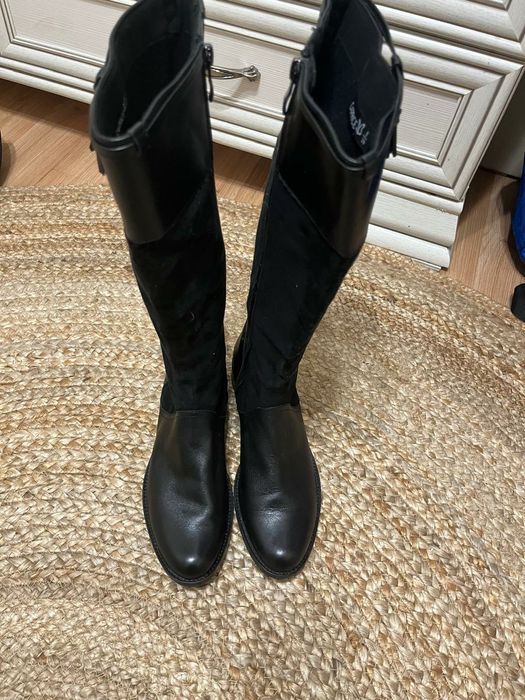 Сапоги 39 размер продам.