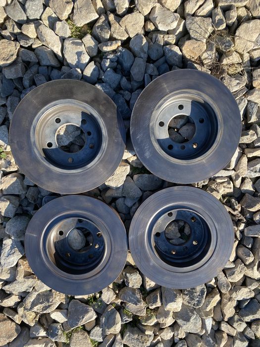 Дискове за Бмв Е46 Карани по-малко от месец