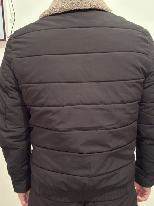 Қыстық куртка 48-50размерге барады