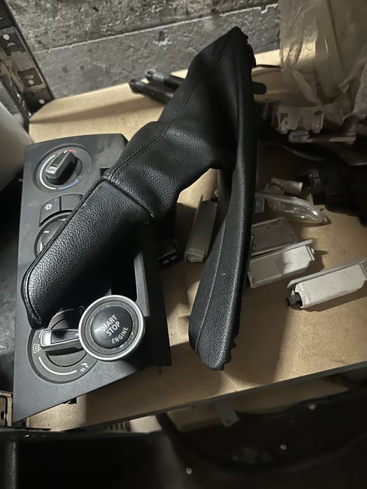 Bmw 1 3 Е87 Е90 Е91 ка Старт бутон Клима Парно панел ръчна спирачка