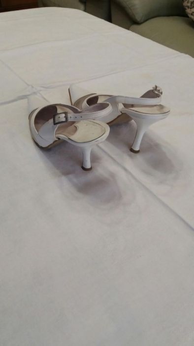 Vand pantofi dama de ocazie, din piele, marimea 35