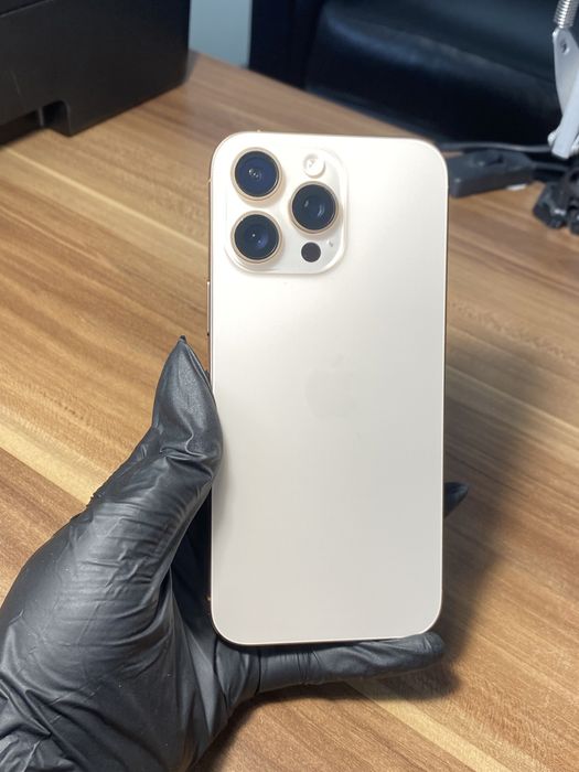 iPhone 16 Pro Max • 512 GB • Desert  Titanium