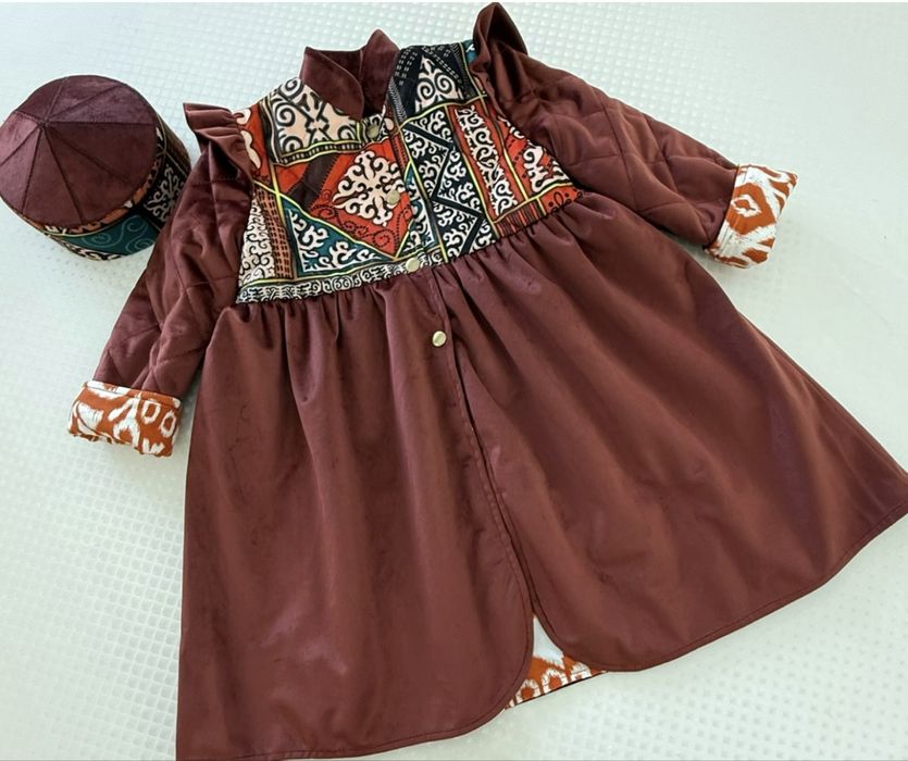 Шапан такиясы менен бирге 5 жас кыз балага