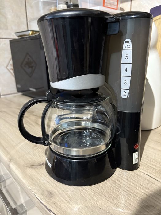 Cafetieră ALASKA CM1500 5 cești 600-700W
