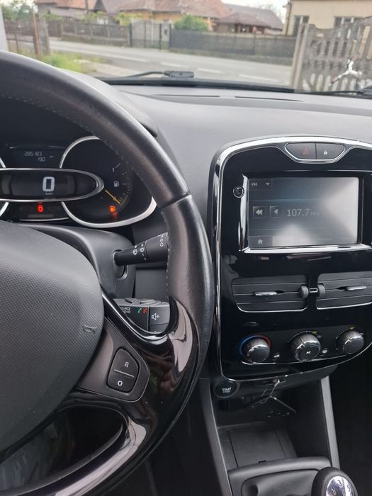 RENAULT Clio 2014 — imagine 5